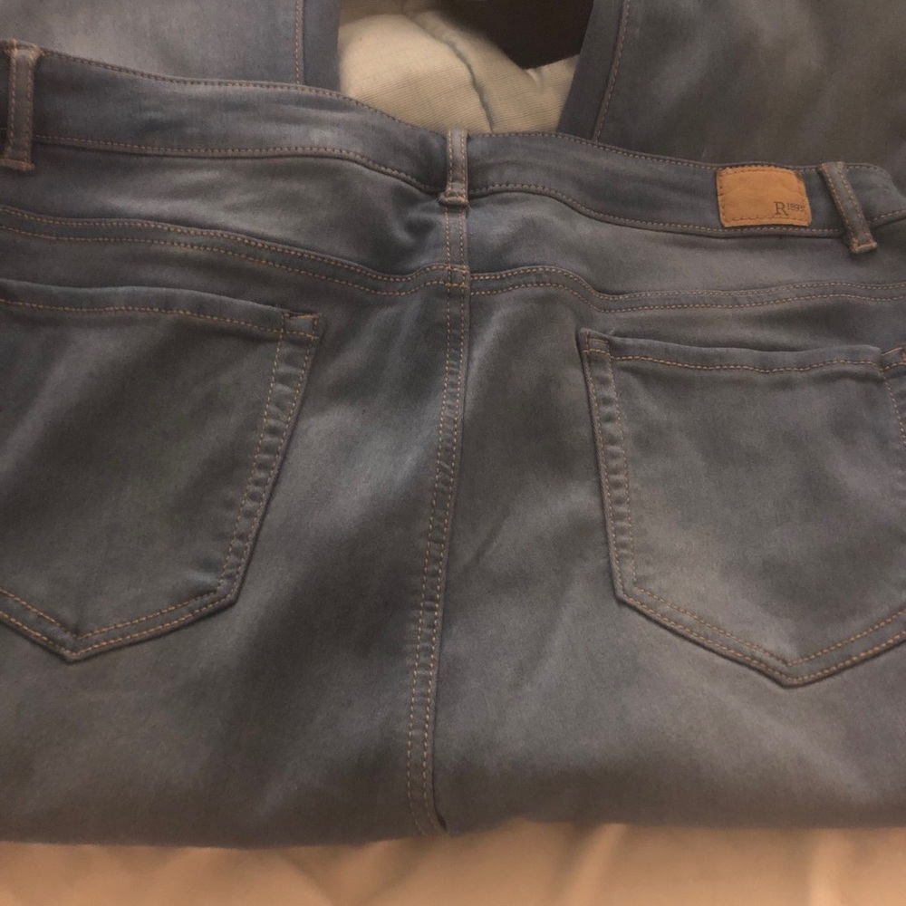 Boot cut jeans